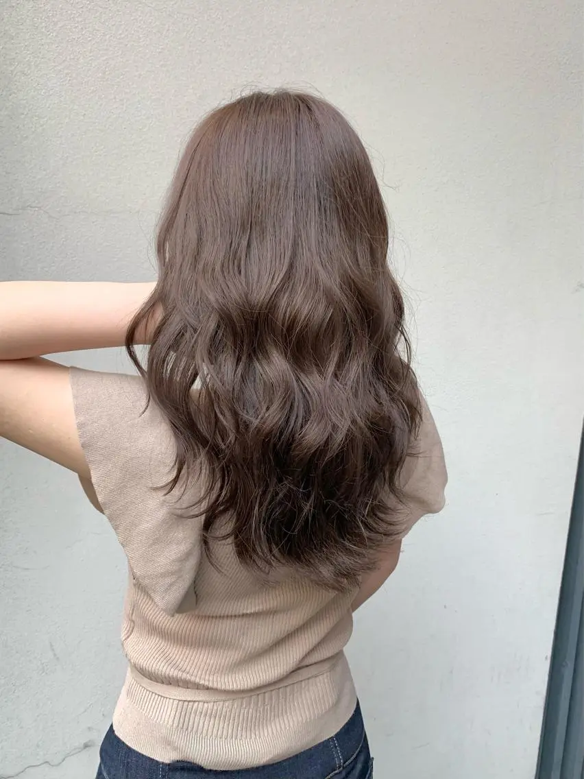 セミロング カラー ベージュカラー ミルクティーベージュ 矢野 晃平のヘアスタイル