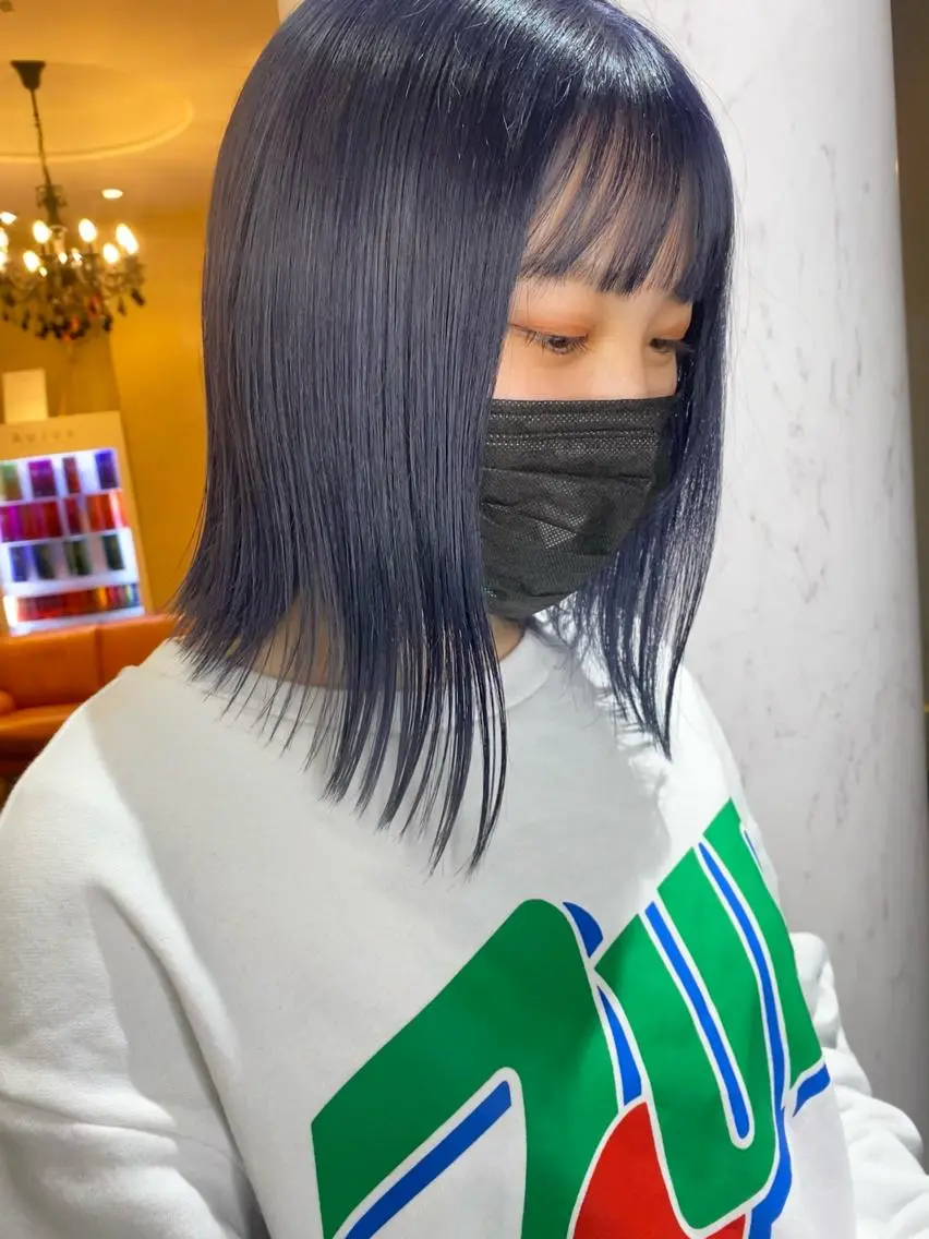 ミディアム アッシュ パープルカラー かえ🩶韓国ボブ🎀 透明感カラー🥣のヘアスタイル