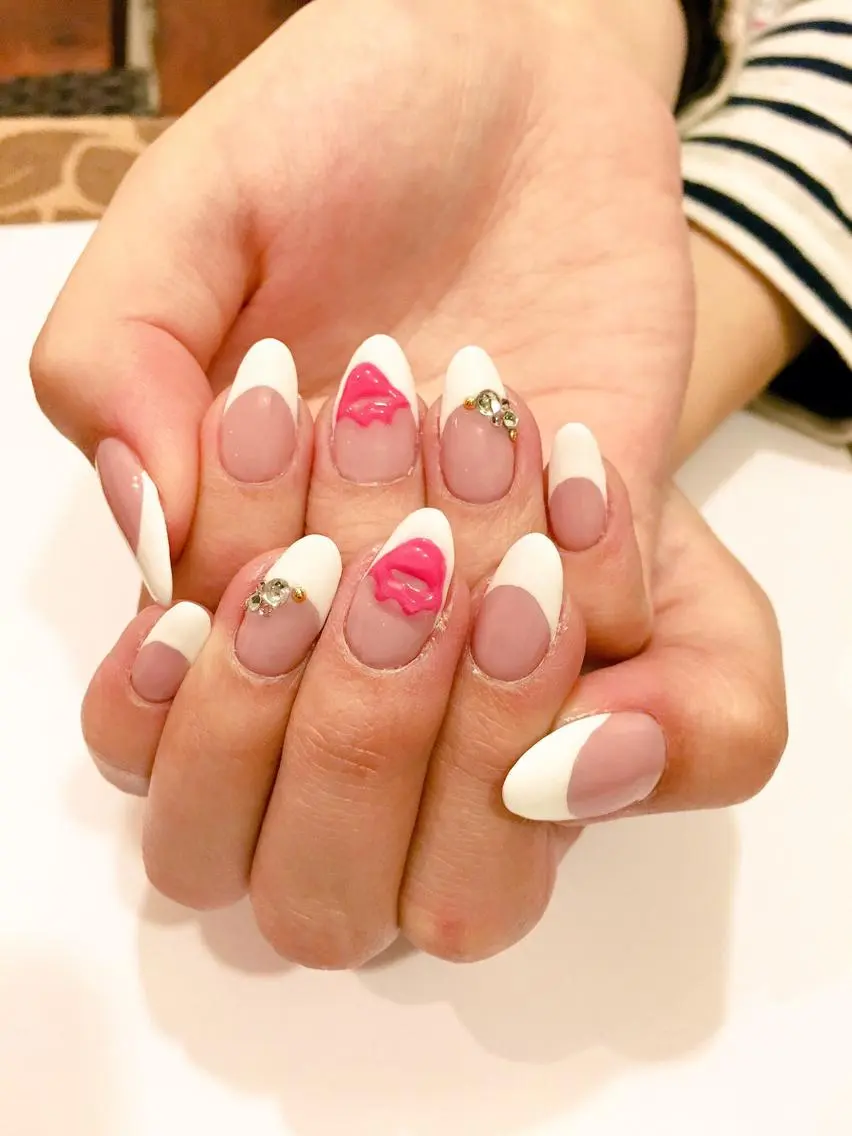 ネイル アートネイル ストーンネイル KaHaNa nail salonのネイルデザイン