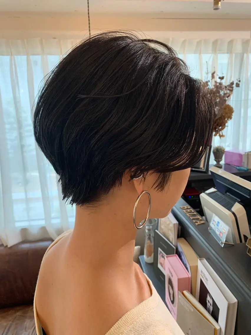 ショート 安村 美奈のヘアスタイル