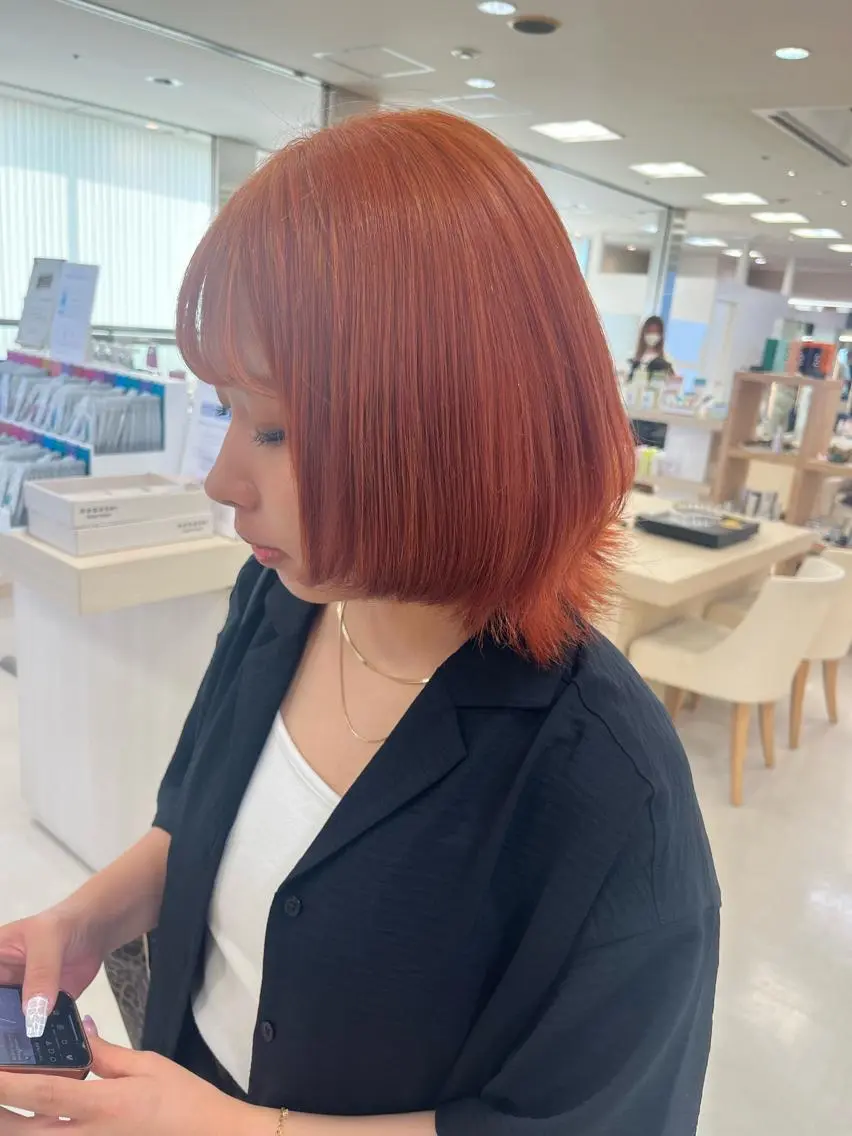 ショート カラー ヘアカラー トリートメント 暖色/ブリーチカラー 🎀 M i k uのヘアスタイル