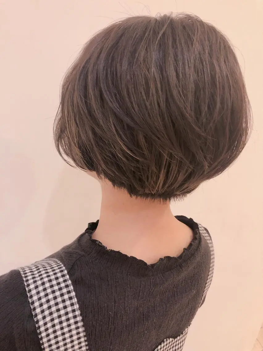 ショート カラー ハイライトカラー ハイライト ショートヘア 艶髪/シールエクステ 🌻ノゾミ🌻のヘアスタイル