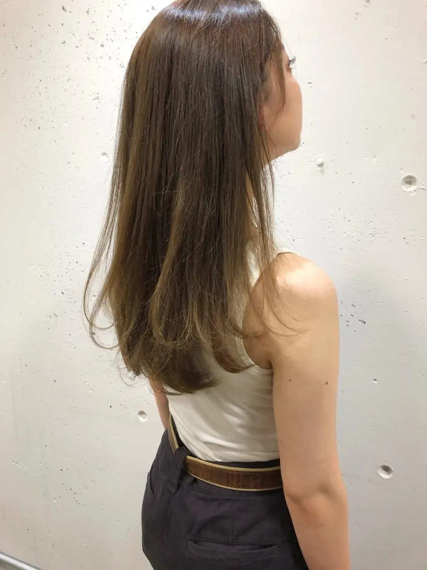 ロング カラー ベージュカラー ロング Pia ツボイ ケイタのヘアスタイル
