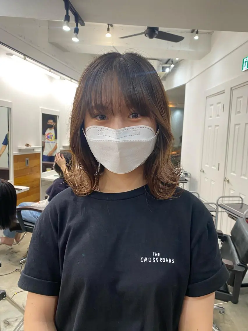 ミディアム カラー 竹内 柚子のヘアスタイル