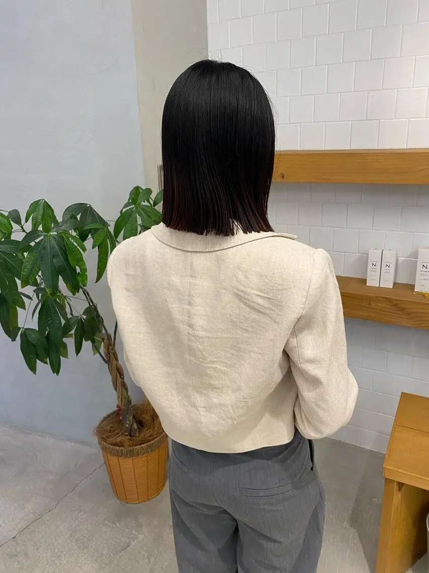 ミディアム カラー ボブ 、 、のヘアスタイル