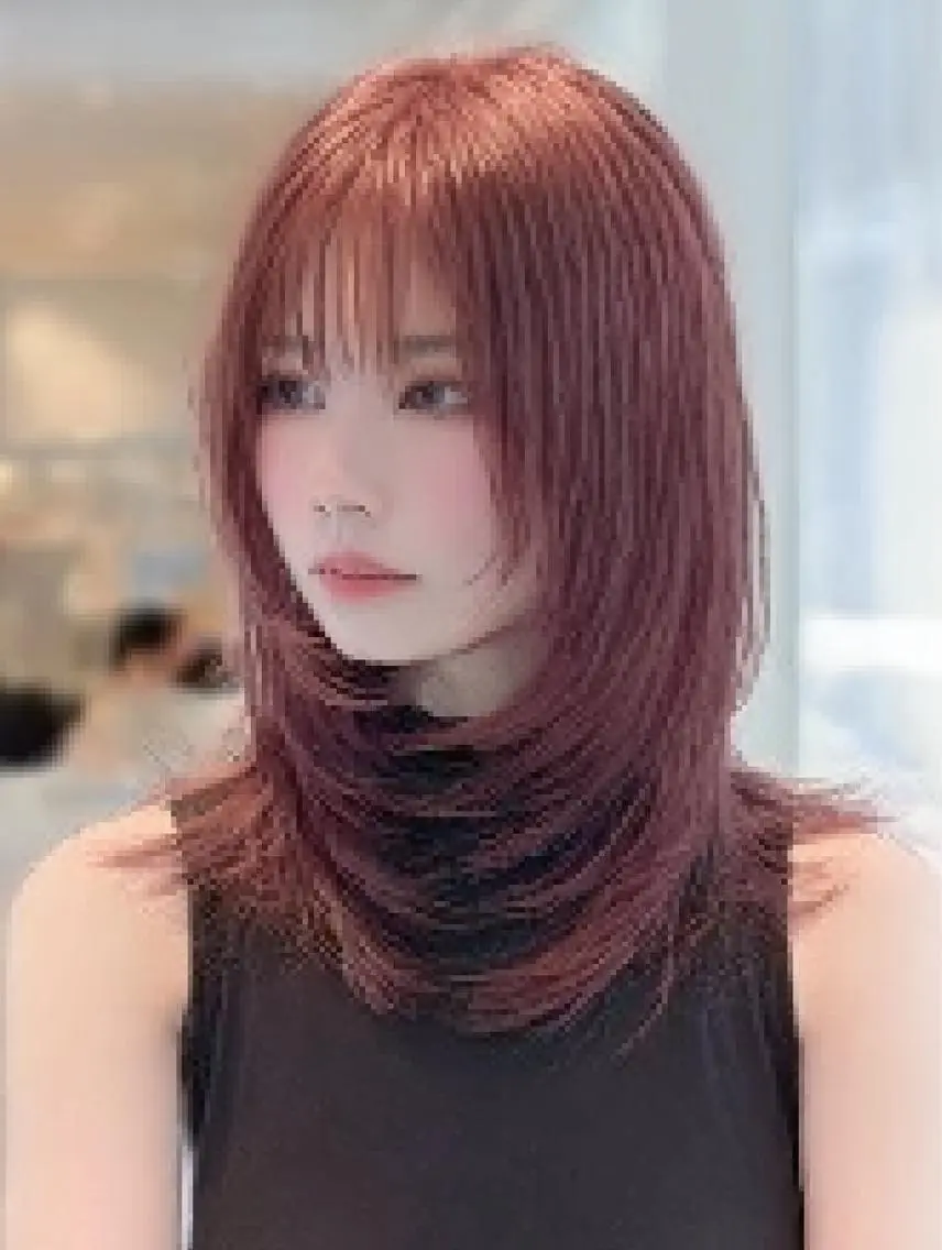 セミロング ハッシュカット 髪質改善 レイヤーカット 縮毛矯正 トリートメント 韓国×艶ハイトーンが ✨絶対可愛い✨リオ✨のヘアスタイル