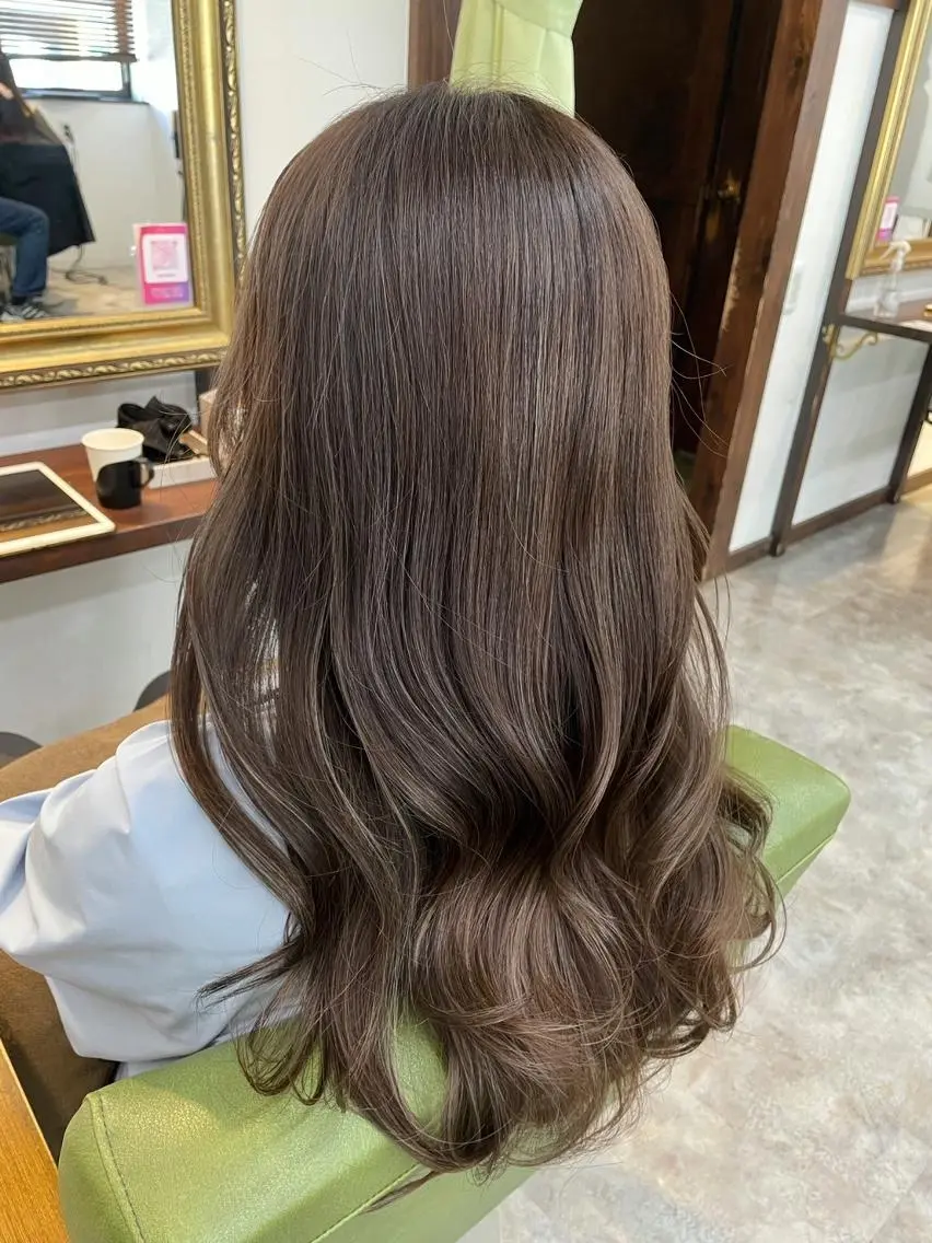 ロング カラー ショートボブ ボブ くびれヘア 顔周りカット ロング newi saLyu ネウィ サリューのヘアスタイル