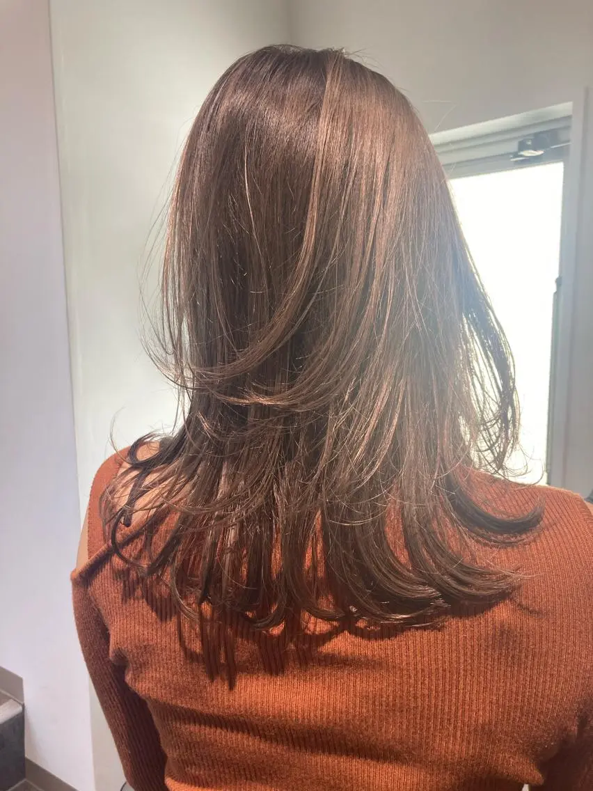 ロング レイヤーカット 佐伯 和佳のヘアスタイル