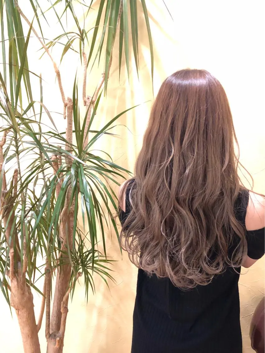 ロング カラー ヘアカラー トリートメント 石井 佑樹のヘアスタイル