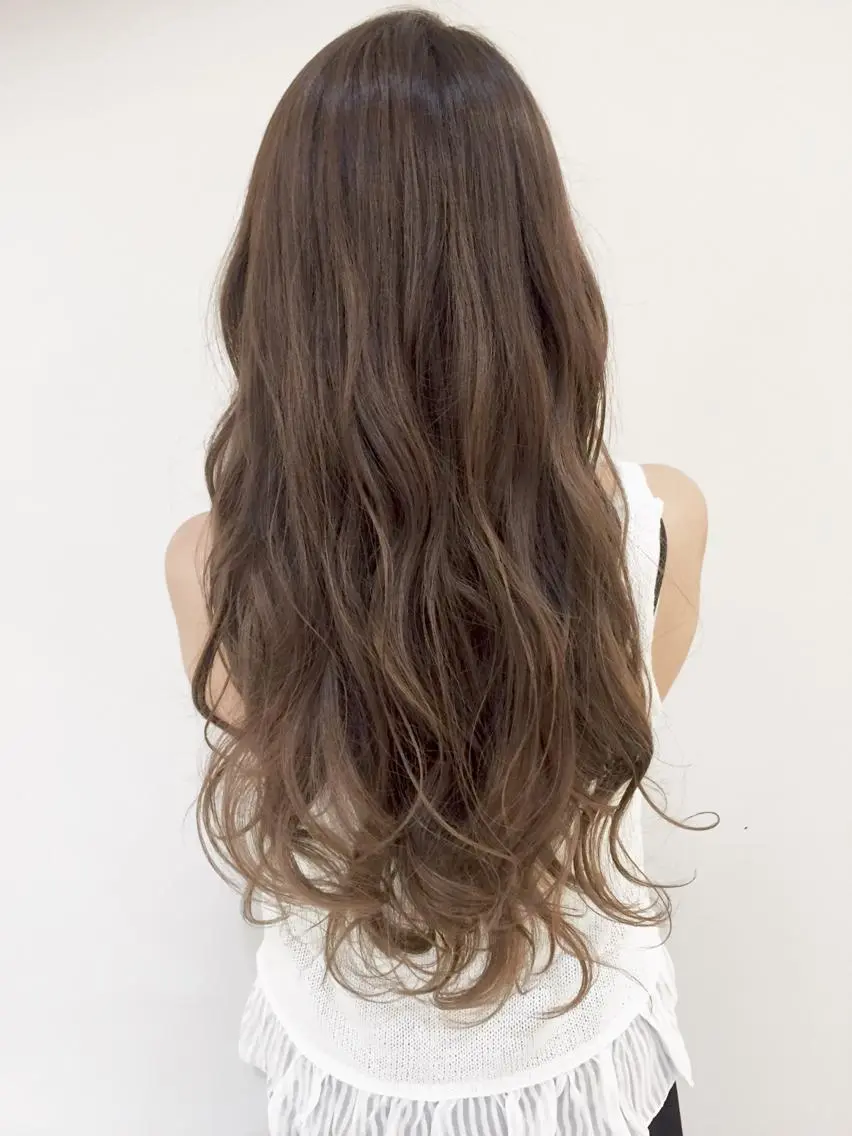 セミロング ロング カラー アッシュ ハイライトカラー 外国人風カラー ハイライト ハイトーン×髪質改善 KENTAのヘアスタイル