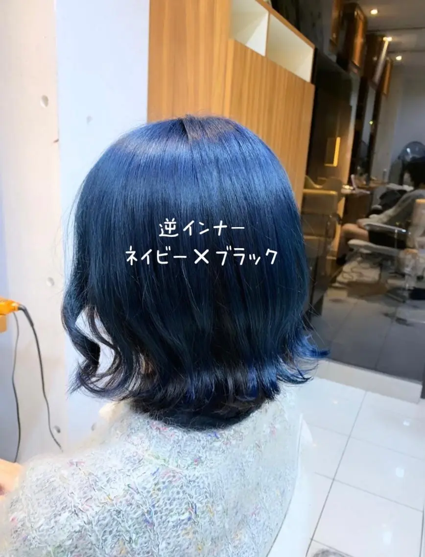 ミディアム カラー インナーカラー 脱白髪染め美容師 竹内涼乃のヘアスタイル