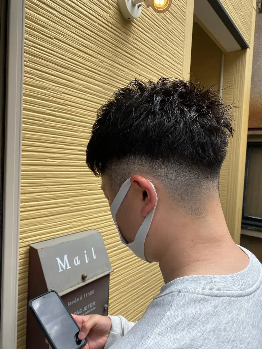 ショート メンズ フェードカット カット ショート、メンズ 一日1名限定枠⚡️のヘアスタイル