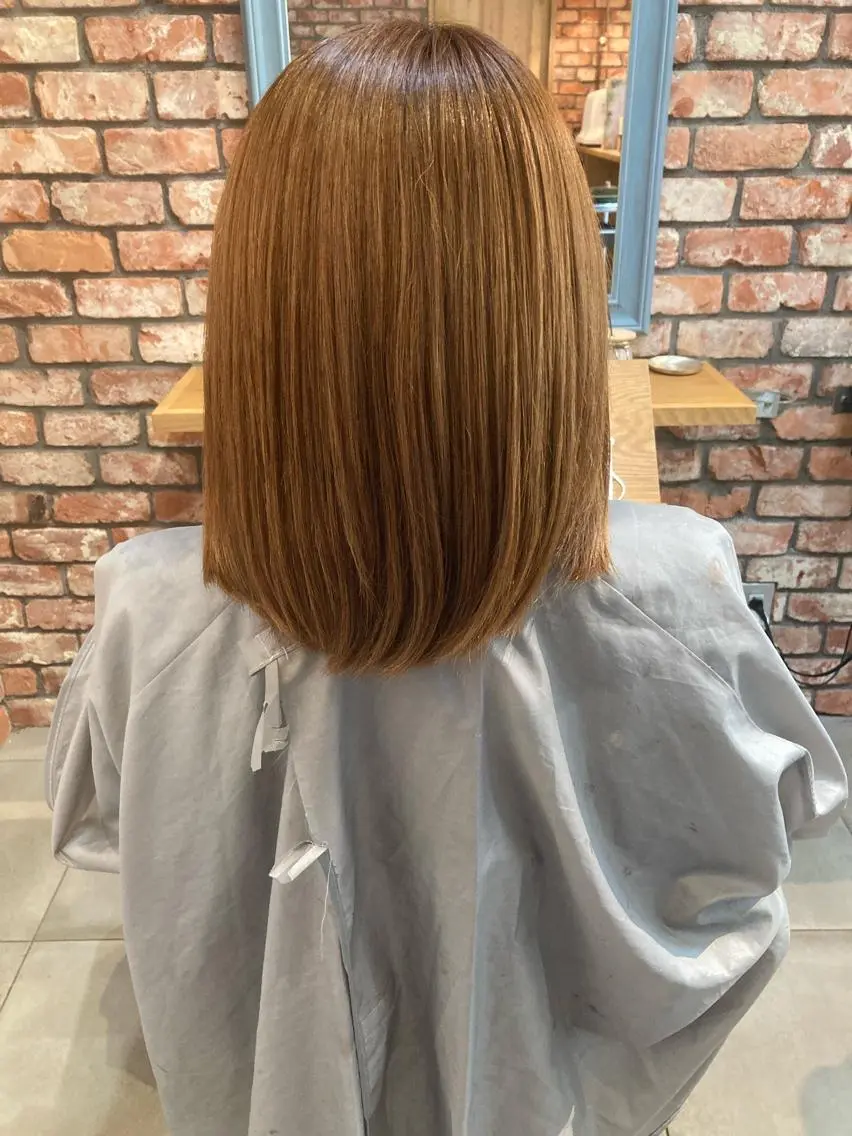 ミディアム オレンジブラウン 菅 未祐のヘアスタイル