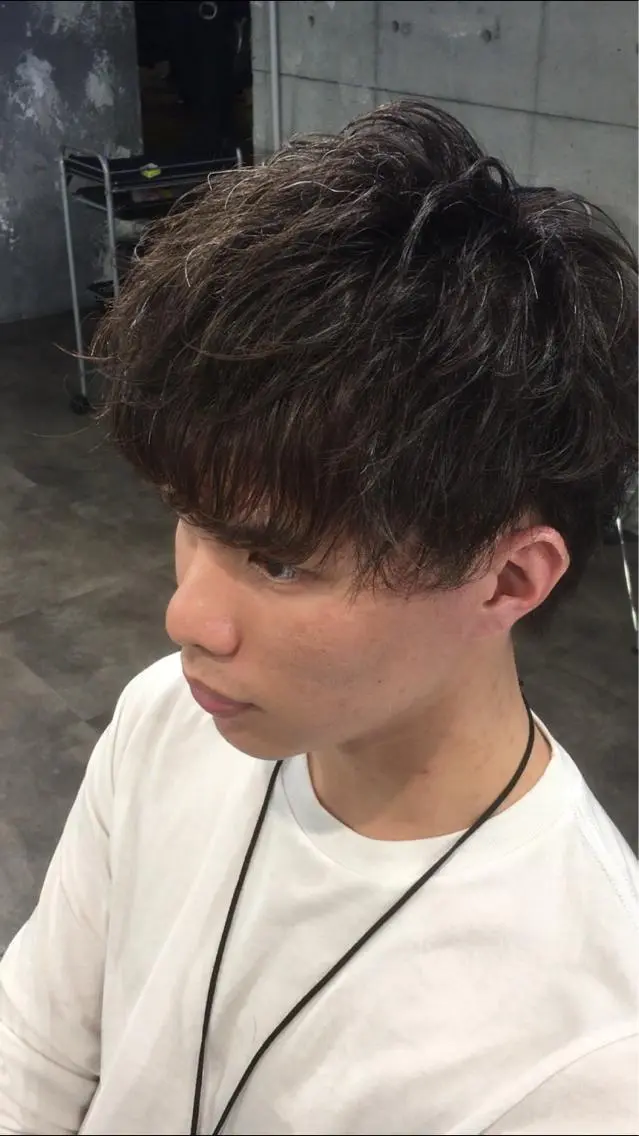 ミディアム パーマ メンズ ミディアムパーマ メンズパーマ 当日予約⭕️ JUNYAのヘアスタイル