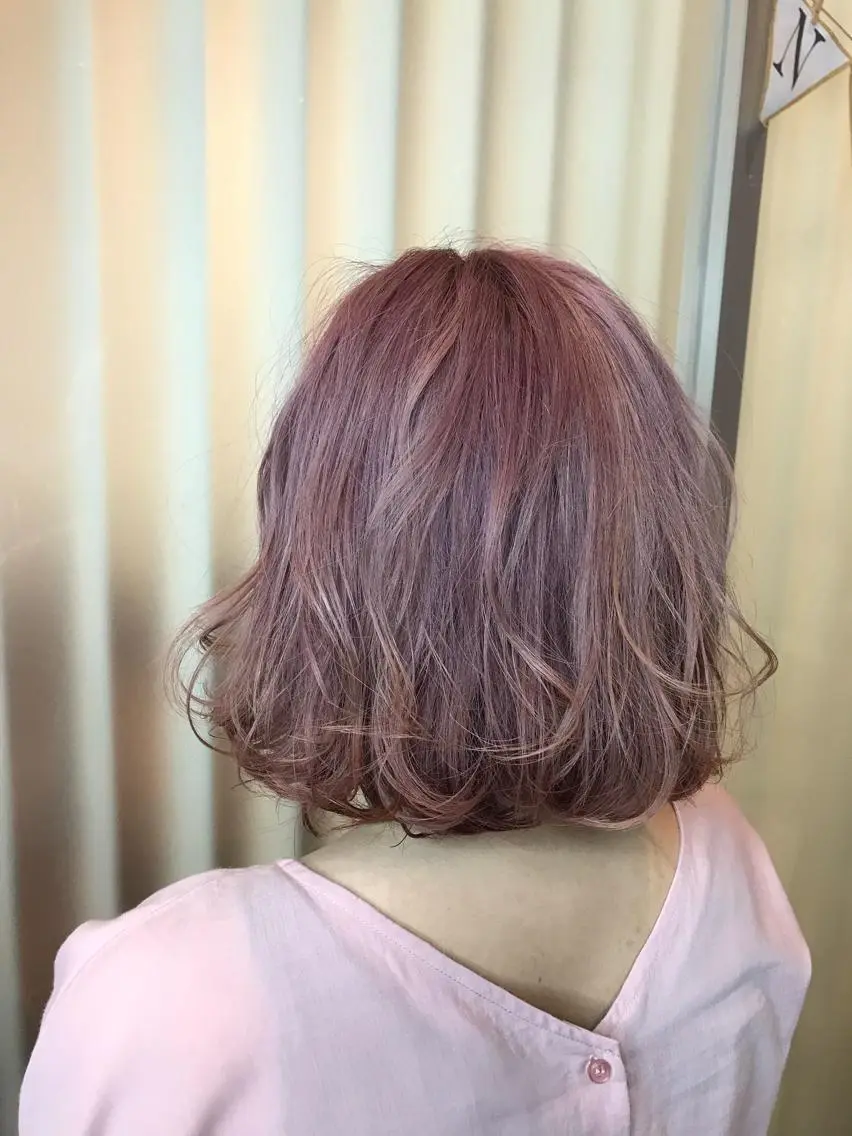ミディアム カラー ⭐️カラー特化⭐️ 安達佑紀のヘアスタイル