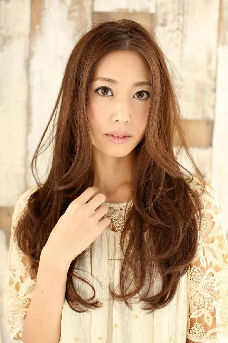 ロング カラー カット パーマ 田辺 侑未のヘアスタイル