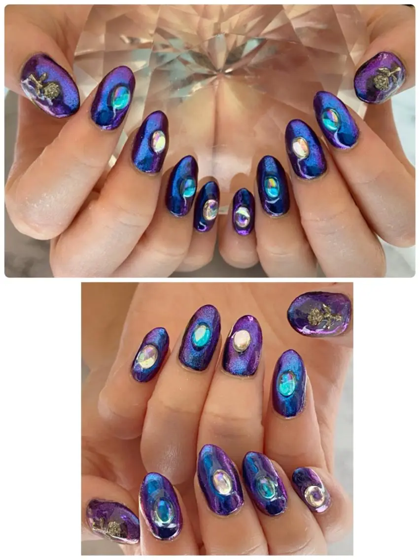 ネイル ミラーネイル ストーンネイル YUN 💅のネイルデザイン