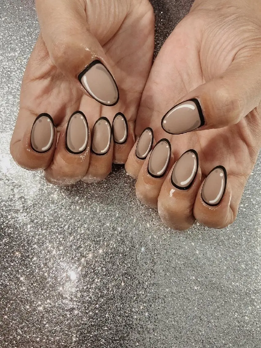 ネイル . MAKI NAILのネイルデザイン