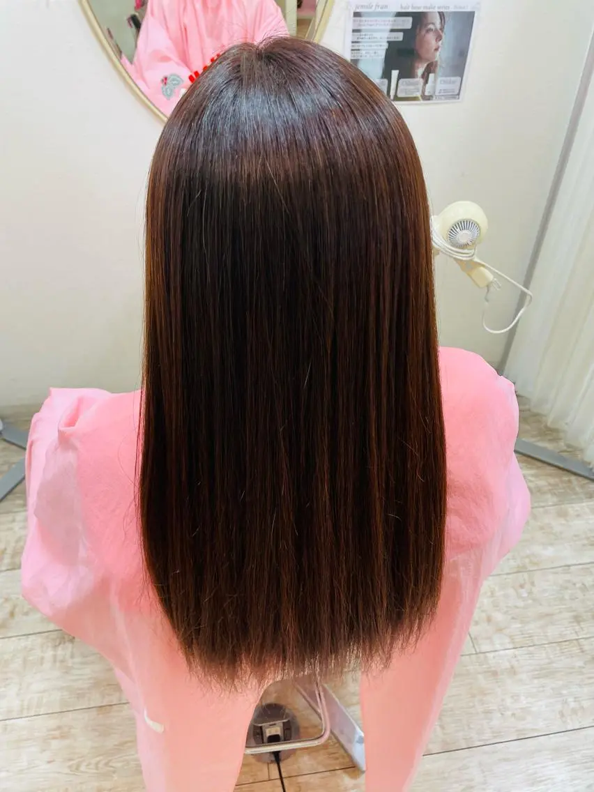 カラー BOTABIUM nanamiのヘアスタイル