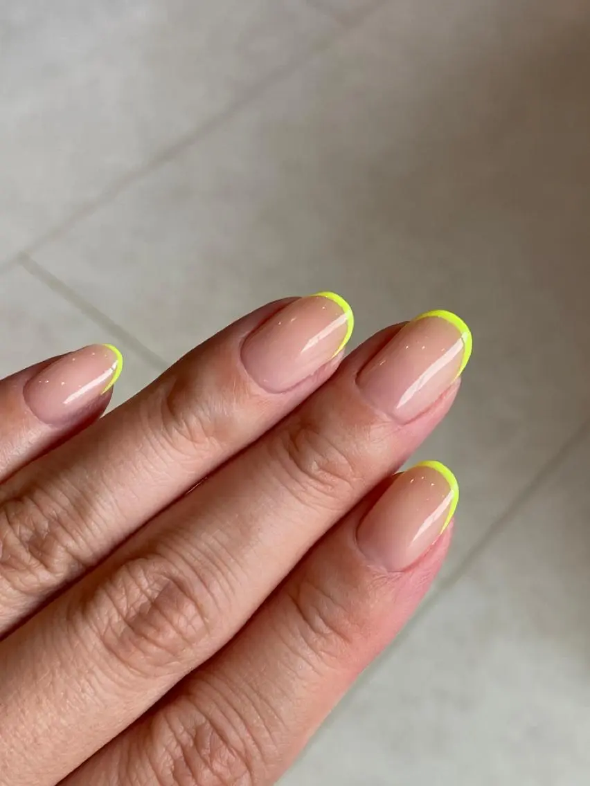 ネイル フレンチネイル NAIL SALON 吉のネイルデザイン