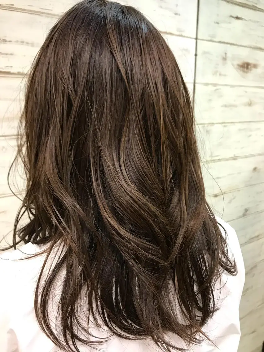 セミロング カラー ハイライトカラー ハイライト カット ヘアカラー トリートメント 日比 貴大/ minim hairのヘアスタイル
