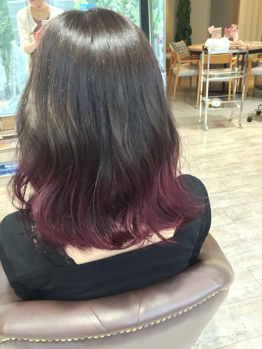 ミディアム カラー グラデーションカラー ピンクカラー cherir髪質改善 パーソナルカラー診断のヘアスタイル