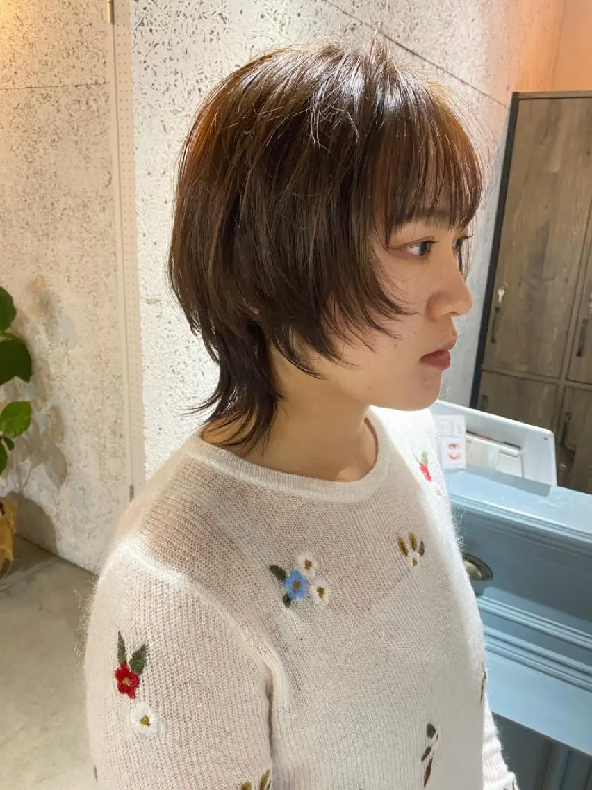 ミディアム カラー KOOKI スティードトーキョーのヘアスタイル
