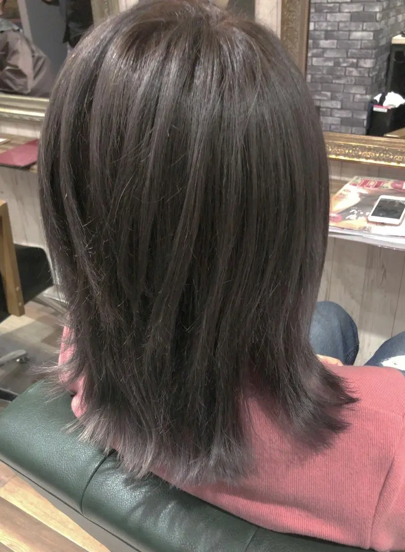 ミディアム カット ヘアカラー トリートメント 山崎 晃治のヘアスタイル