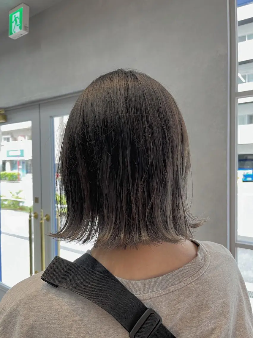 ミディアム カラー カット ヘアカラー 🦩レイヤー|透明感 カラー🦩makoのヘアスタイル
