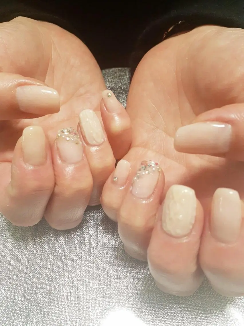 ネイル ハンドネイル 鈴木 憂維のネイルデザイン