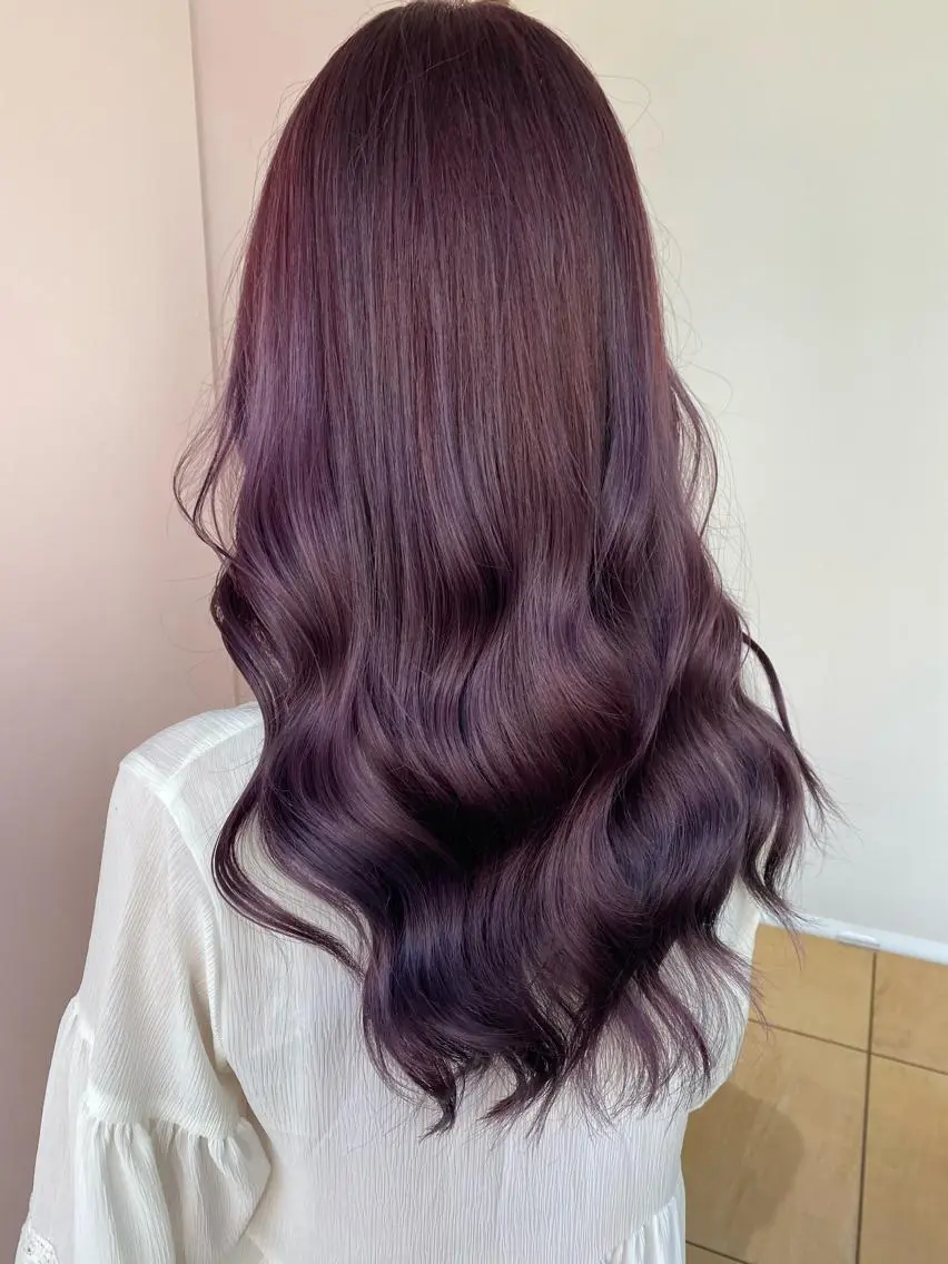 ロング カラー ブリーチ ケアブリーチ パープルカラー 新宿/艶カラー 🎀韓国ヘアKANAのヘアスタイル