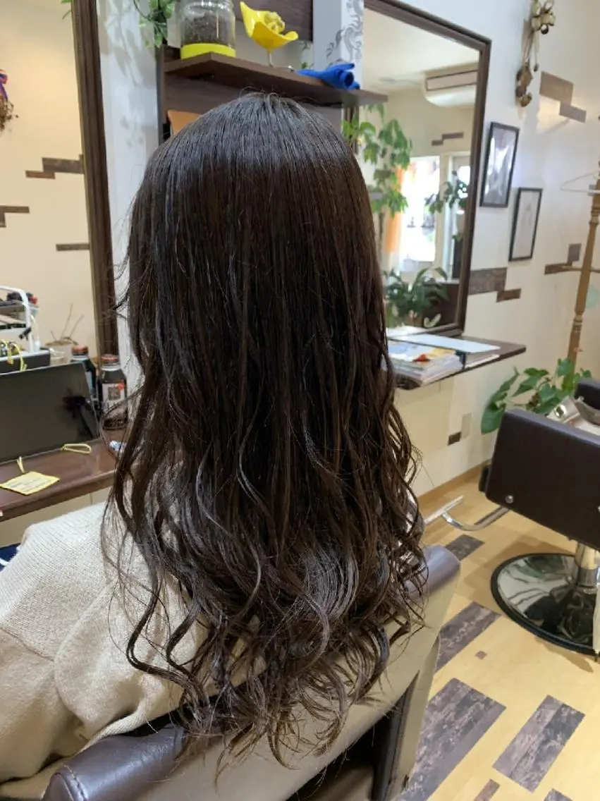 ロング カラー ブラウンカラー チョコレートブラウン ヘアカラー サトウ シューイチのヘアスタイル
