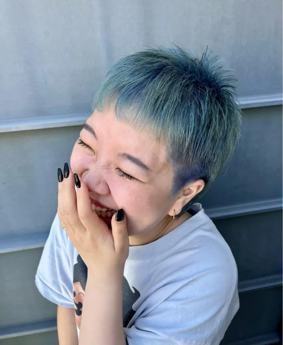ショート カラー 派手髪デザインカラー ヒロカのヘアスタイル