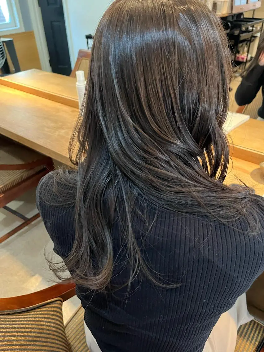 セミロング カラー カット ヘアカラー eri kinjoのヘアスタイル