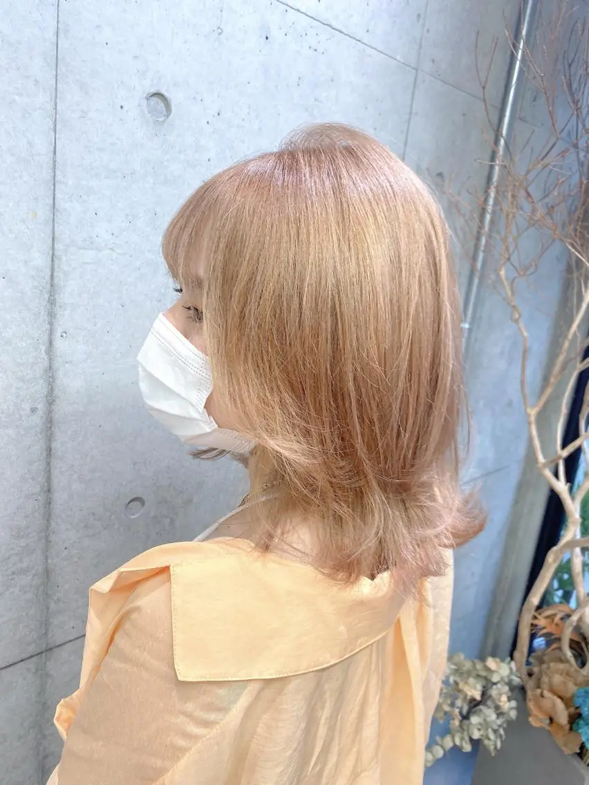 ミディアム カラー ベージュカラー ミルクティーベージュ kaho🧸 / 大人styleのヘアスタイル