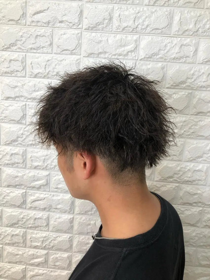パーマ メンズ メンズパーマ 刈り上げ カット パーマ 北脇 健治のヘアスタイル