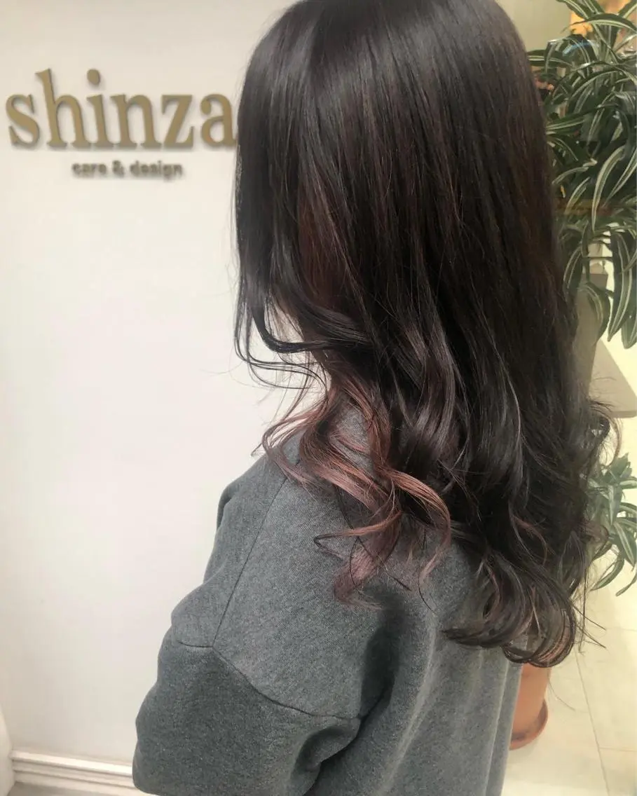 セミロング カラー ヘアアレンジ インナーカラー ピンクカラー 髪質改善/ ツヤ髪カラー/高井のヘアスタイル
