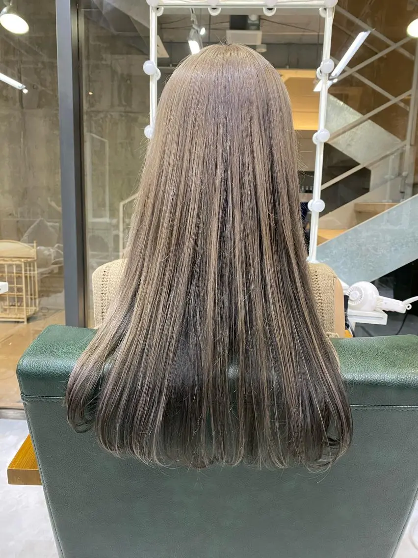ロング カラー アッシュ ダークアッシュ ホワイトアッシュ モテ髪透明感❤️ デイズヘアカラーのヘアスタイル