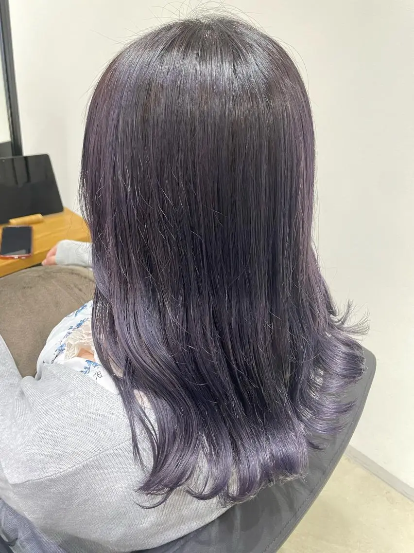 セミロング パープルカラー anB Bのヘアスタイル
