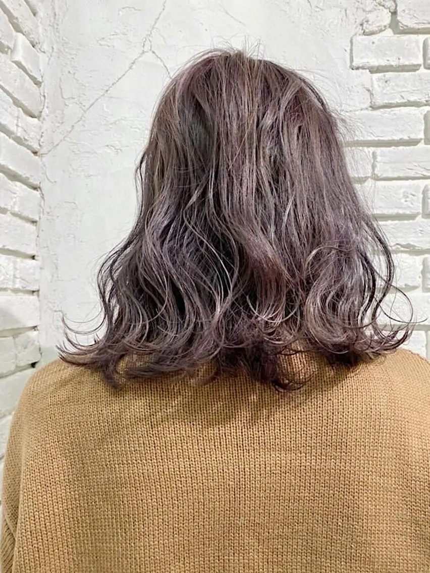 セミロング カラー 透明感カラー イルミナカラー ヘアカラー レイヤーカット🪽 MARINA🦩のヘアスタイル