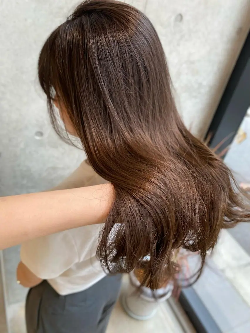 ロング カラー カット ヘアカラー トリートメント Saki/レイヤー/ 柔色カラー/顔まわりのヘアスタイル