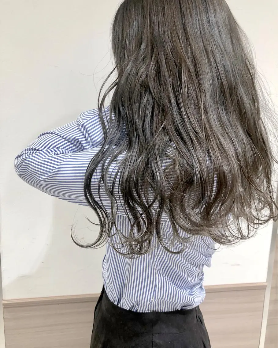 ロング カラー 店長 小池アキトのヘアスタイル