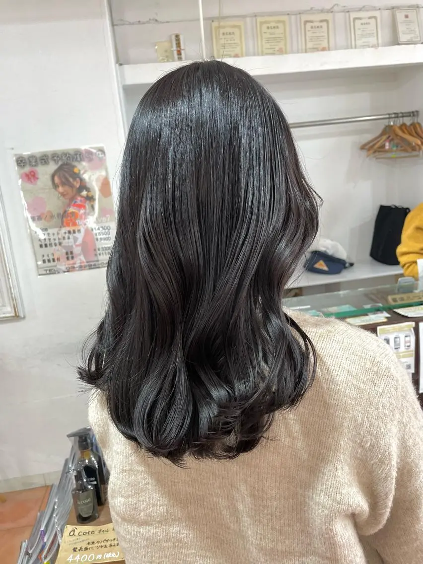 セミロング カラー 透明感カラー 🦋透明感 艶カラー Rie🦋のヘアスタイル