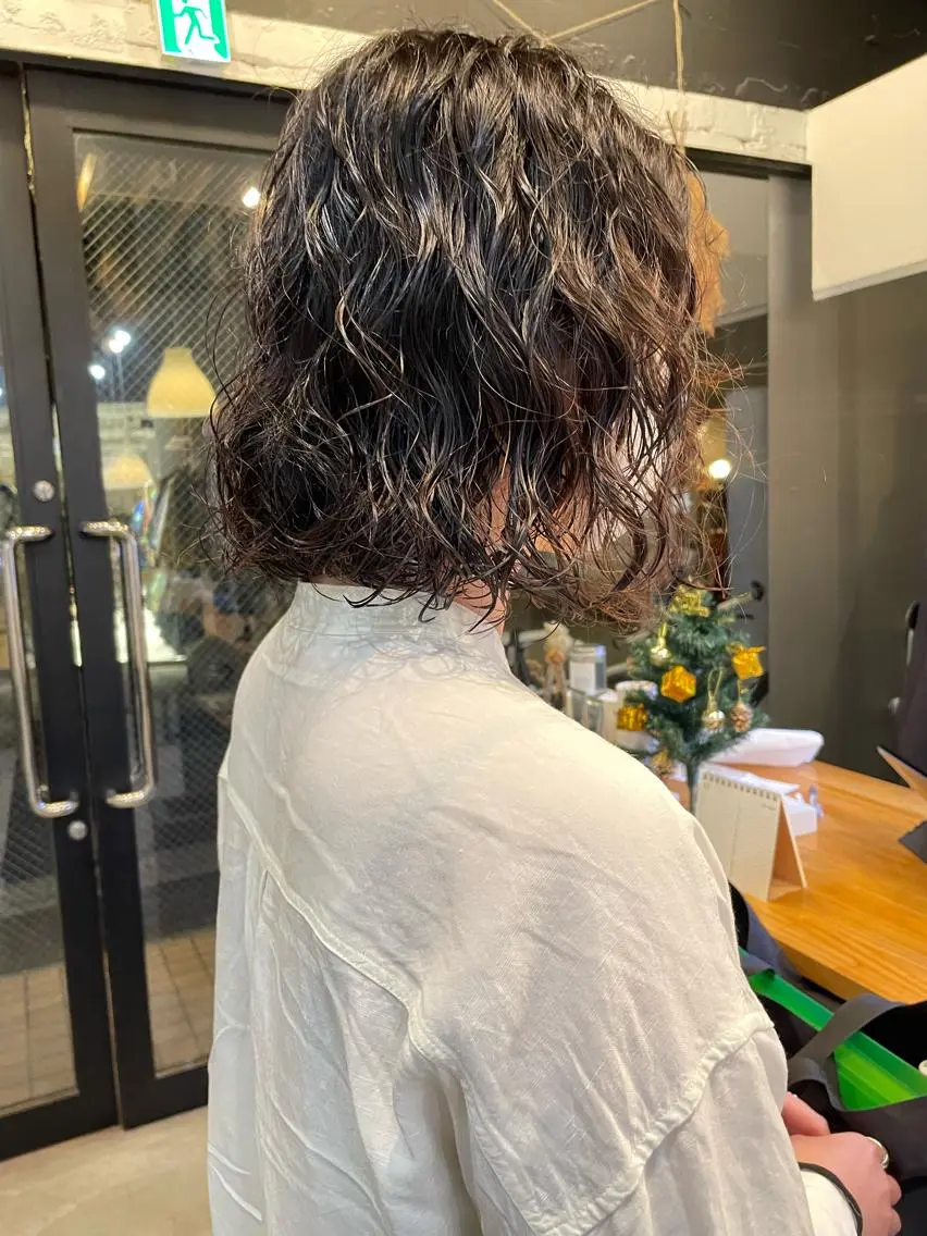 ミディアム パーマ ヘアアレンジ カット パーマ satsuki 暖色・ブラウンカラーのヘアスタイル