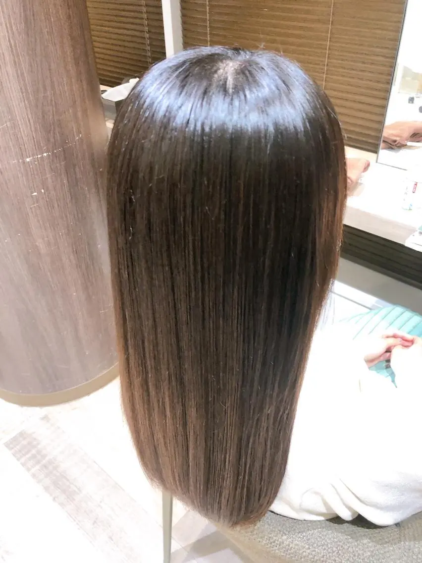 ロング CYNTHIADUE 店長| IRISUのヘアスタイル