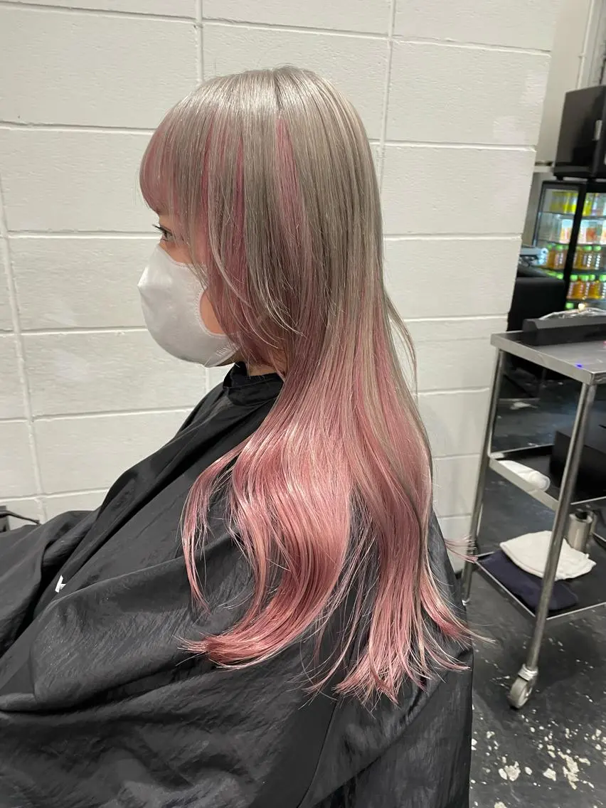 ロング カラー パーマ ヘアアレンジ メンズ キッズ ネイル マツエク・マツパ アイブロウ メンズブリーチ ブリーチ ピンクカラー ホワイトピンク カラーマツエク カット ヘアカラー トリートメント 艶ハイトーン/ヘア アレンジAYAKAのヘアスタイル