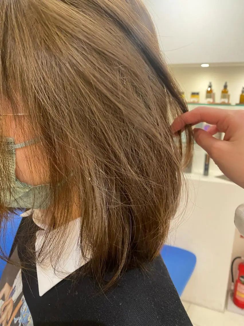 ミディアム カラー アッシュ 🌻おおとみはな/ レイヤー/Wカラ🌻のヘアスタイル
