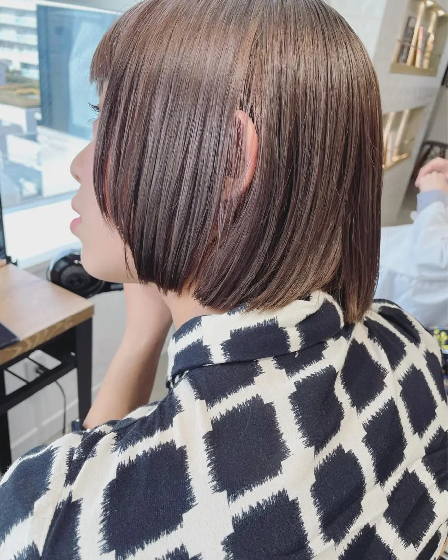 ショート カラー アッシュ ベージュカラー ボブ カット ヘアカラー トリートメント 村上雅人 ナチュラルモードのヘアスタイル