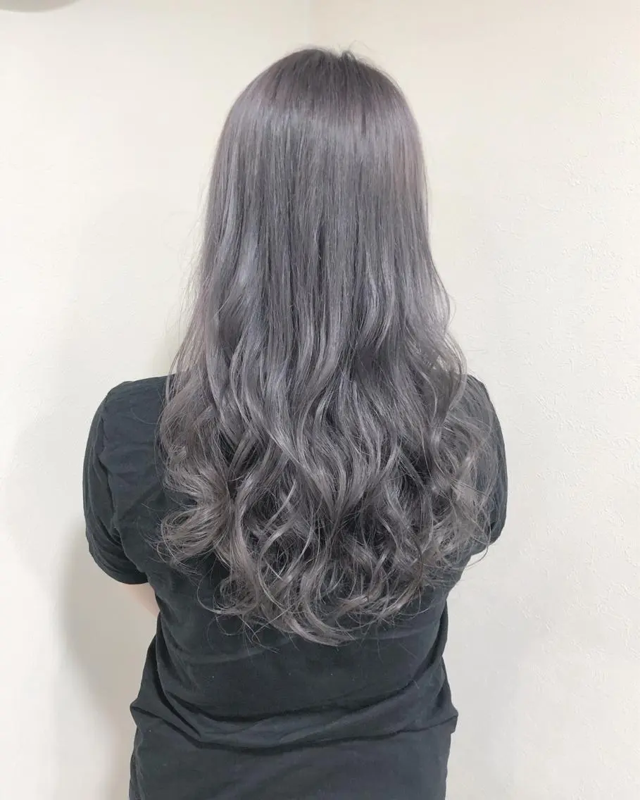 ロング ヤマグチ ヒカルのヘアスタイル