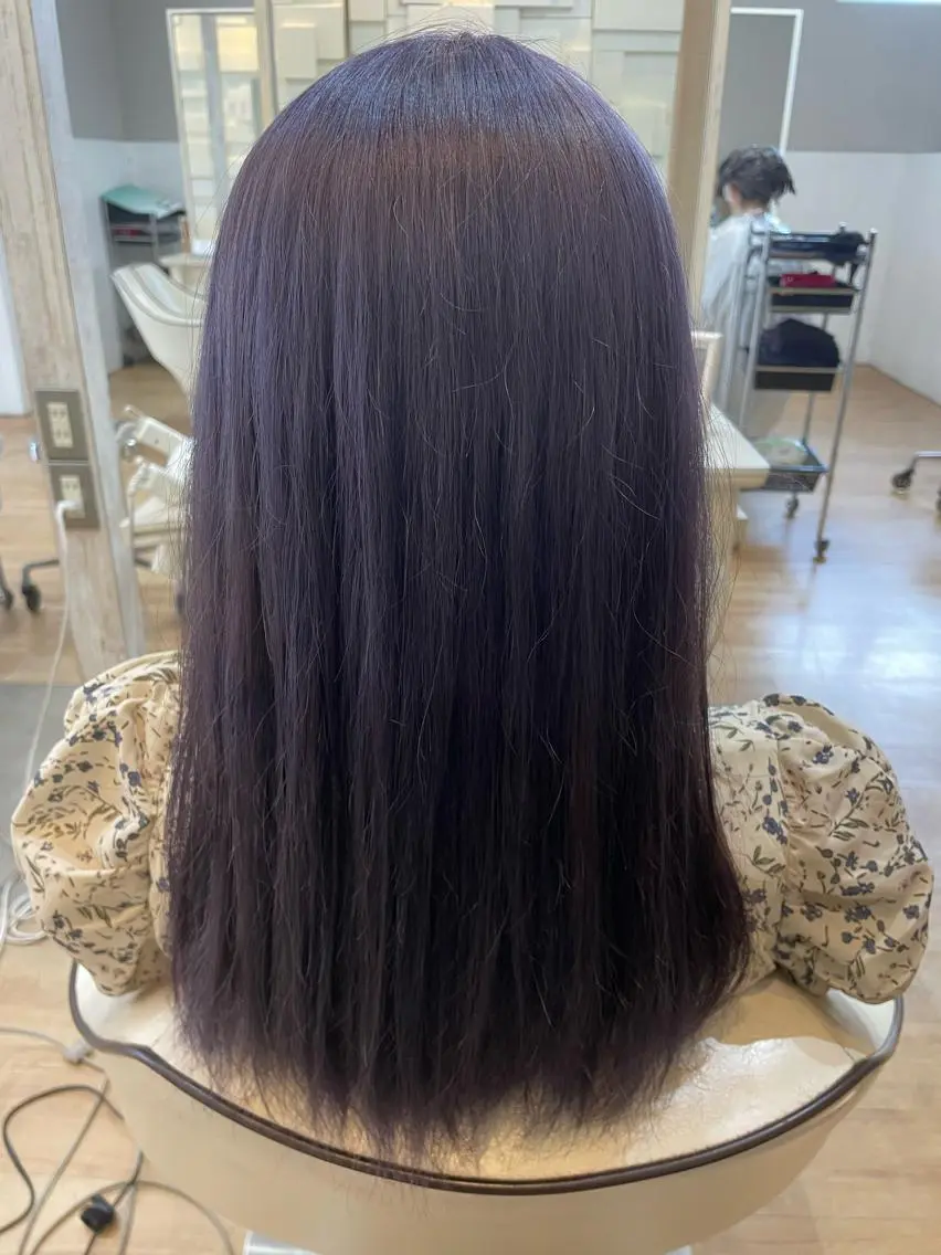 ロング カラー 透明感カラー ラベンダーカラー 中司 優樹のヘアスタイル
